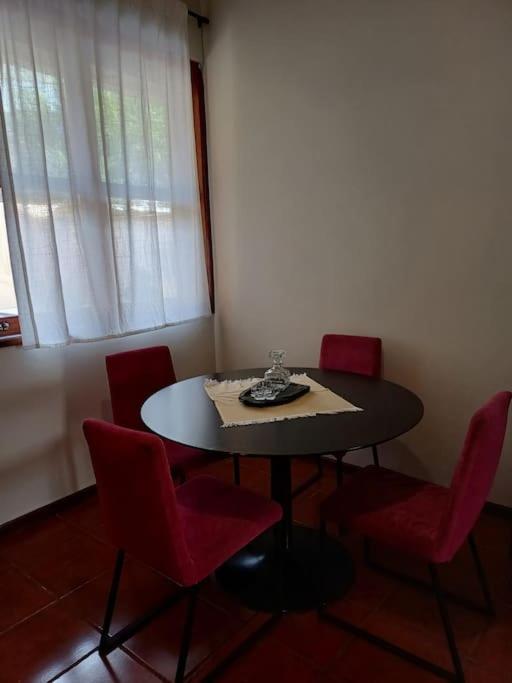 Roomy & Patio - 2 Bedroom Flat Porto Exterior foto